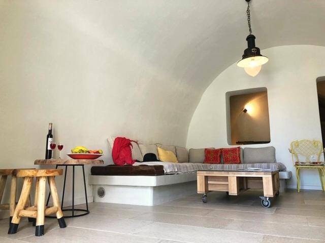 Mantilida Villa Emporio  Экстерьер фото